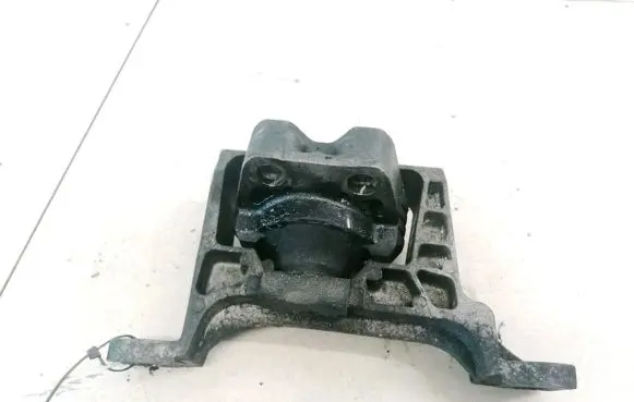 Mazda 3 I Engine mount bracket