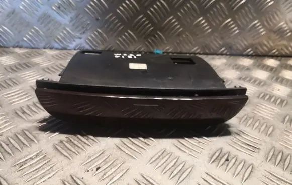Mercedes-Benz S W220 Car ashtray 2206800252 A2206800252