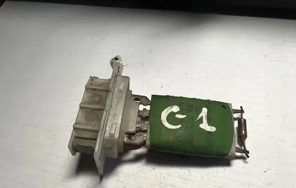 Citroen C1 Heater blower motor/fan resistor 13223