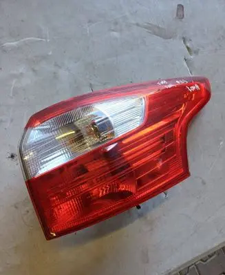 Ford Focus Rear/tail lights 121212