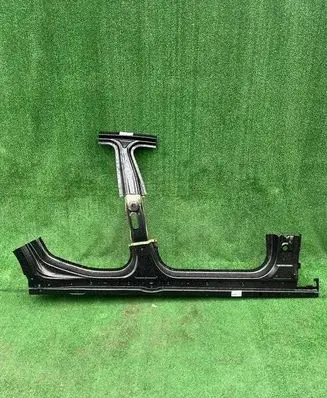 BMW 5 F10 F11 (B) Pillar trim (exterior) 41217240510autoas