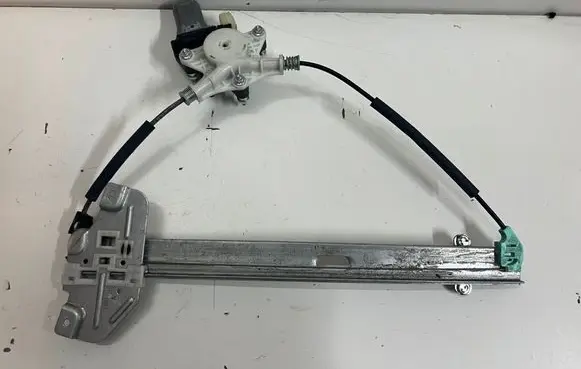 KIA Rio Front door electric window regulator 824601W000