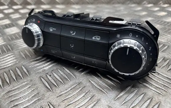 Mercedes-Benz A W176 Climate control unit A2469002208 A2469010705 5HB01044504