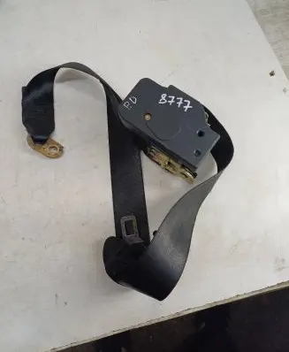 Volkswagen PASSAT B5.5 Front seatbelt 3B2857706C 561084000