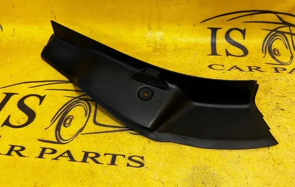 Mercedes-Benz E AMG W213 Rear/tail light trim molding A2136900702