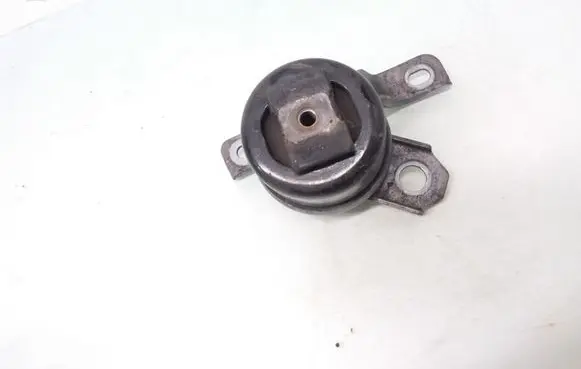 Volvo V60 Engine mount bracket 31330135