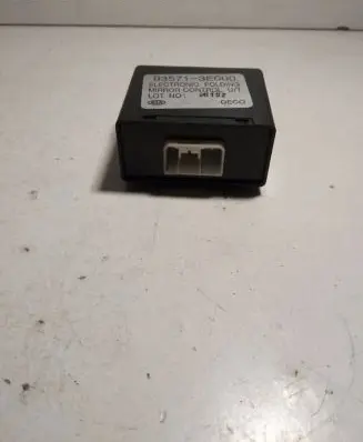 KIA Sorento Wing mirror control module 935713E000 40102