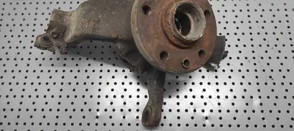 Seat Alhambra (Mk1) Front wheel hub