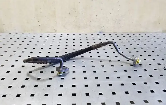Volvo XC70 Air conditioning (A/C) pipe/hose 31332531