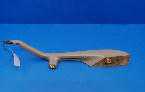 Mercedes-Benz S W126 Front door interior handle trim 1269700901