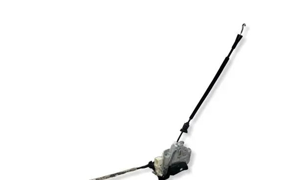 Volkswagen PASSAT B7 Front door lock 3C1837016A