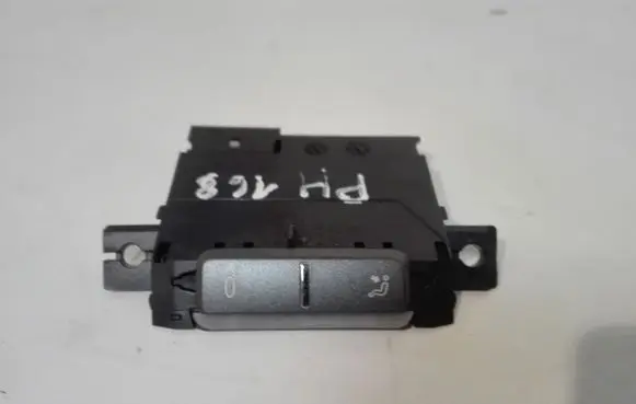 Volkswagen Phaeton Air conditioning (A/C) switch 3D0919815L