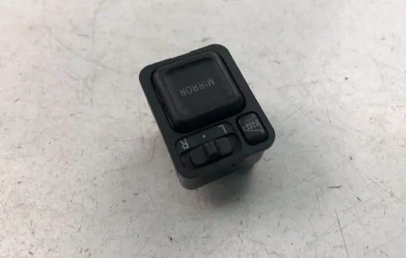 Honda CR-V Wing mirror switch S9AJ210M1