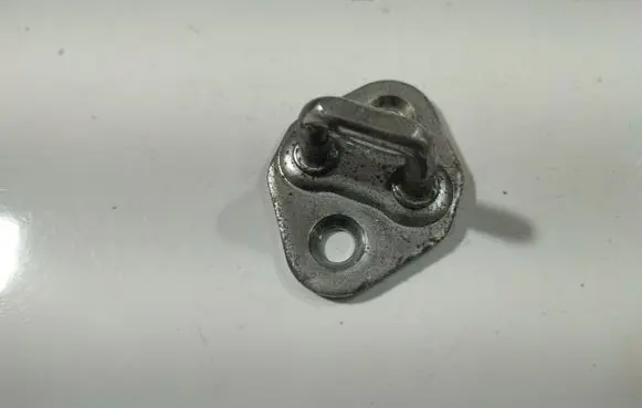 Audi A4 S4 B5 8D Rear door lock loop/hook striker 