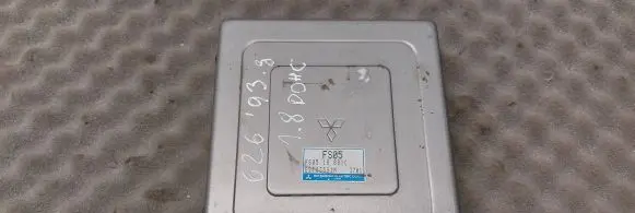 Mazda 626 Engine control unit/module FS0518881C E2T03591M FS05
