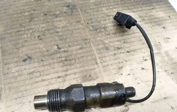 Volvo S40, V40 Fuel injector LDC009R01 AA224GPF