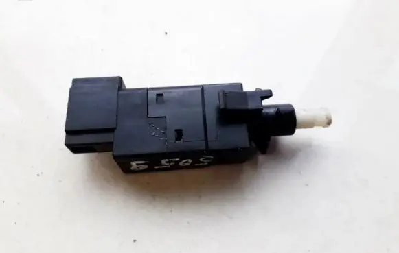 Mercedes-Benz E W211 Brake pedal sensor switch 0015454009