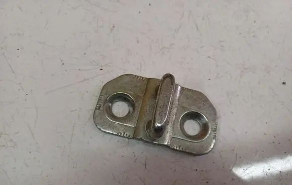 Mercedes-Benz B W245 Rear door lock loop/hook striker 