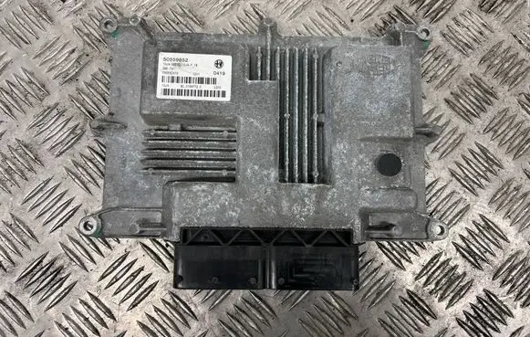Alfa Romeo Stelvio Engine control unit/module 50559852