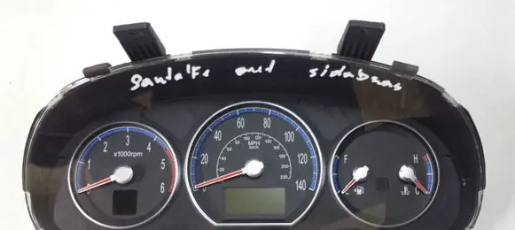 Hyundai Santa Fe Speedometer (instrument cluster) 940012B390