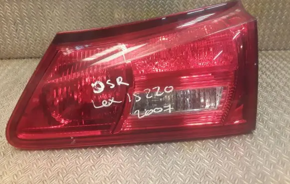 Lexus IS 220D-250-350 Tailgate rear/tail lights