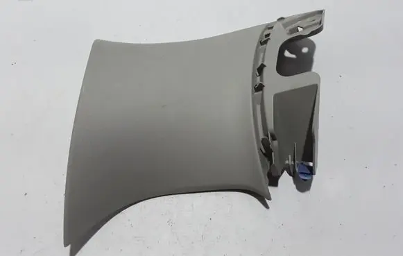 (D)pillar trim (top)