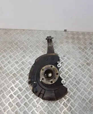 BMW 5 F10 F11 Front wheel hub