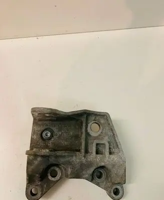 Jaguar E-Pace Engine mounting bracket GJ326P096AF A1S19G