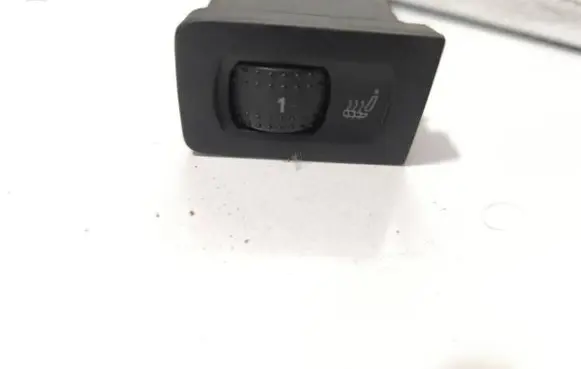Volkswagen Golf IV Seat heating switch 1J0963563B