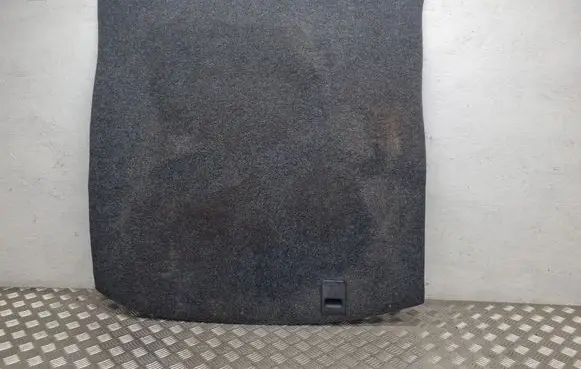 Volkswagen Jetta V Trunk/boot mat liner 1K5863463B