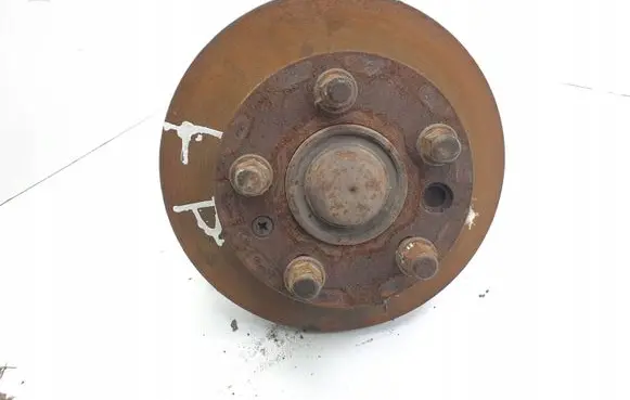 Mercedes-Benz Sprinter W901 W902 W903 W904 Front wheel hub spindle knuckle