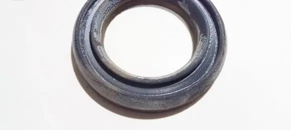 Nissan X-Trail T30 Front coil spring rubber mount 540348h500