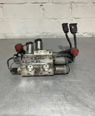 BMW 5 E60 E61 Turbo solenoid valve 6781488 46090295H B9331222792