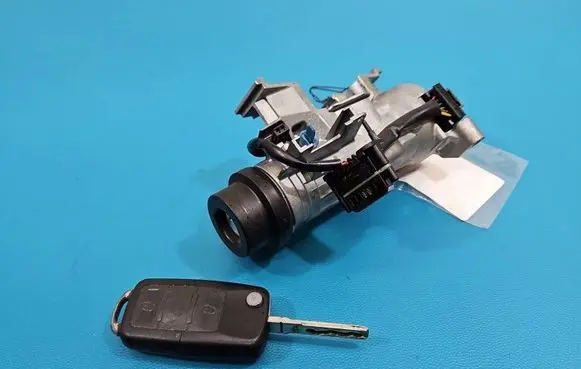 Volkswagen Golf V Ignition lock 1K0905851B IMPRK1584550