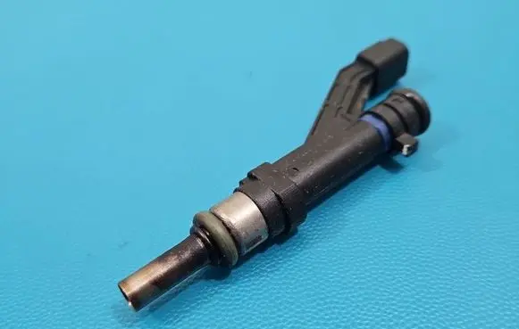 Hyundai i30 Fuel injector 35310-2M327 IMPRK1533022
