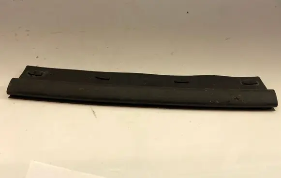 Audi A7 S7 4G Engine compartment rubber 4G8823126