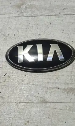 KIA Rio Manufacturer badge logo/emblem 863201W150