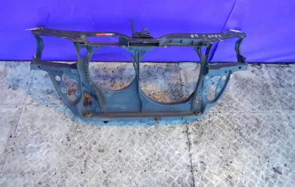 Volkswagen PASSAT B5 Front piece kit 3B0805594