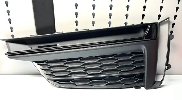 Audi A5 Front bumper lower grill 8W6807682 8W6807682F