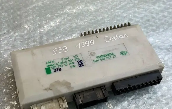 BMW 5 E39 Comfort/convenience module 6901225 61356901225