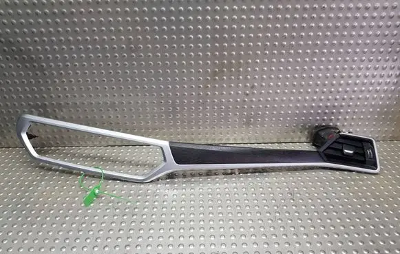 BMW 3 G20 G21 Dashboard air vent grill cover trim S26371421 6848618 6811457