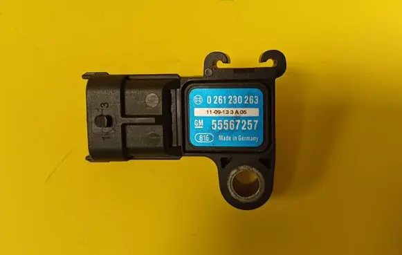 Opel Astra H Air pressure sensor 0261230263 55567257