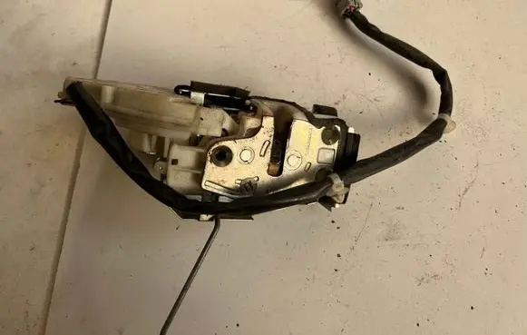 Honda Jazz Front door lock 050622