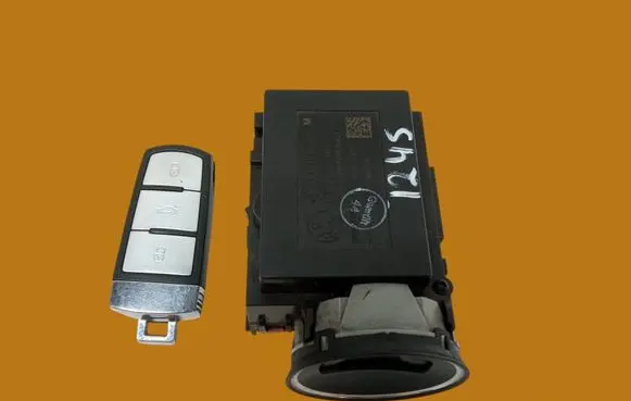 Volkswagen PASSAT B6 Ignition lock 3C0905843