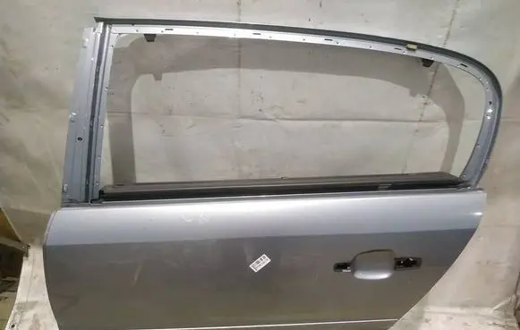 Opel Signum Rear door PILKOS