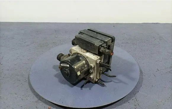 Volkswagen Touran I ABS Pump 1K0614517B