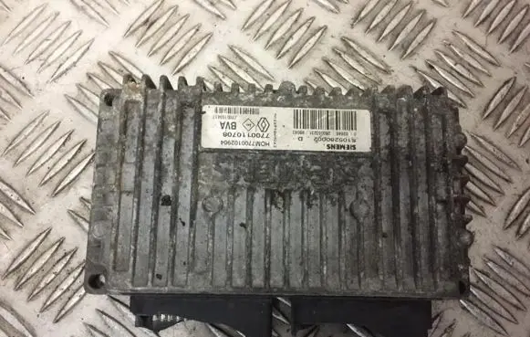 Renault Megane I Engine control unit/module 7700110708 hom7700102904