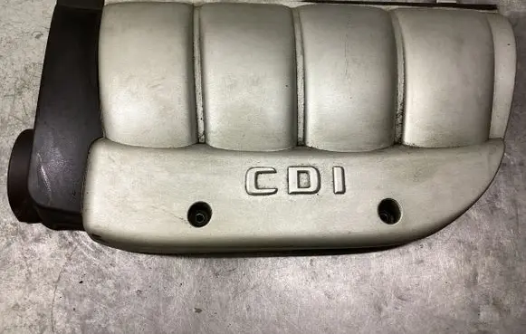 Mercedes-Benz C W203 Engine cover (trim) A6110101167