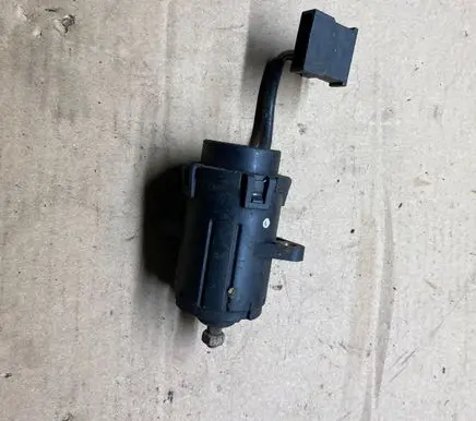 Audi A6 S6 C4 4A Accelerator pedal position sensor 0205001001 046907175B 17000691