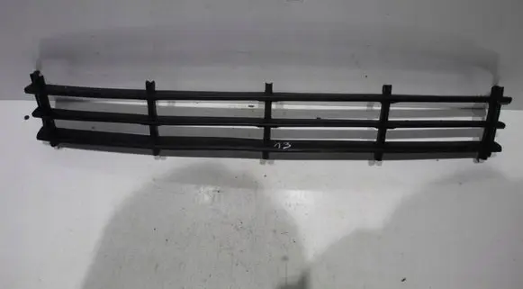Skoda Octavia Mk2 (1Z) Front bumper lower grill